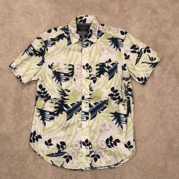 Nautica Hawaiian Shirt - Picture 1 of 3